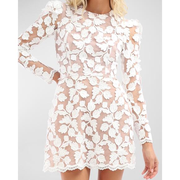 HELSI Christy Scalloped Floral Applique Mini Dress Size Medium - Picture 1 of 15